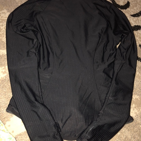 Lululemon Reversible Jacket - Picture 4 of 4